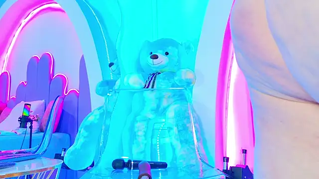 NathaxaLeans webcam