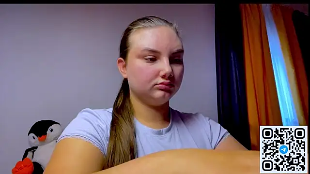 Dreamyblushfairy webcam