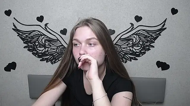 LaraPika webcam