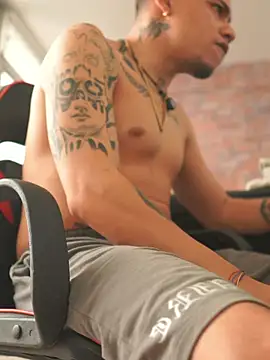 AlphaMasterXxx webcam