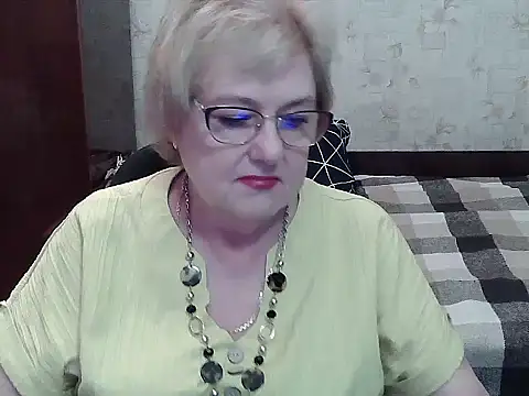 renata62011 - Renata62011's free webcam - UK Sex Cams