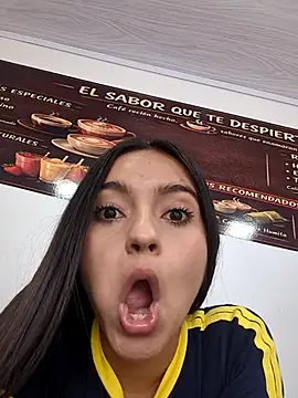 DulceCaroX webcam
