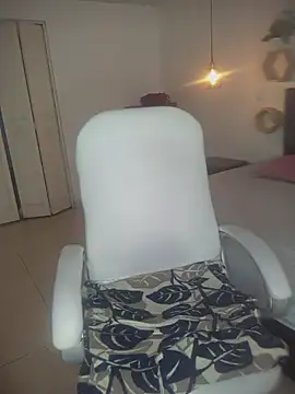 Elenna__ webcam