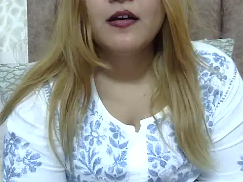 Sexyy_Sana webcam