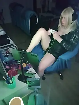 juliettemaitresse - JulietteMaitresse's free webcam - UK Sex Cams
