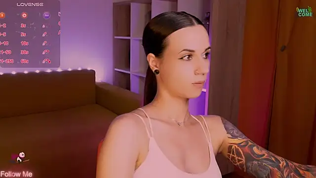 ItsAlisia webcam