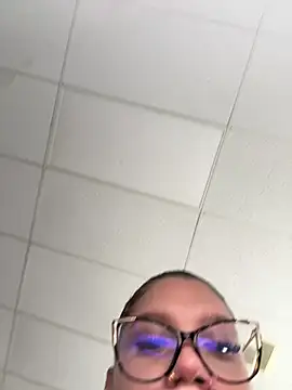 QueenNuttCollector webcam