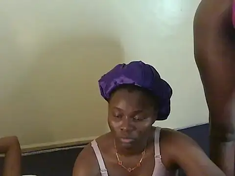 roziebeauty webcam