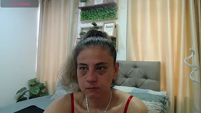 sasi_luna webcam