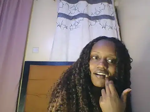 Nina_Maya webcam