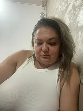 MikyVesela webcam