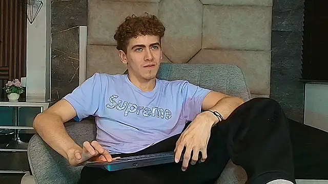 Tyler_Mcrey webcam
