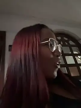 LucyLeah webcam