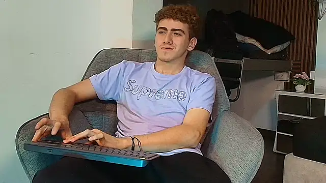 Tyler_Mcrey webcam