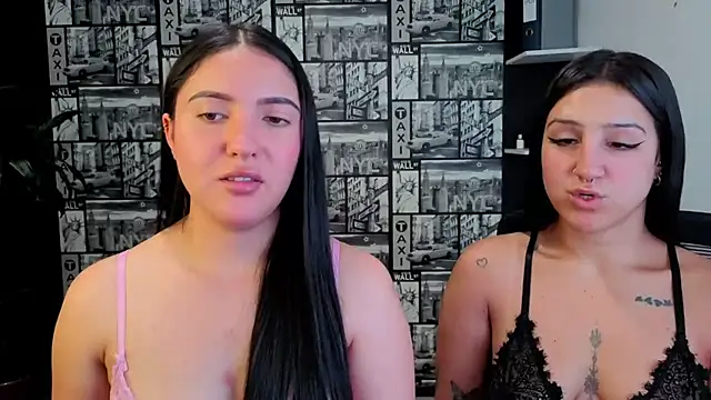 Isa_And_Natasha webcam