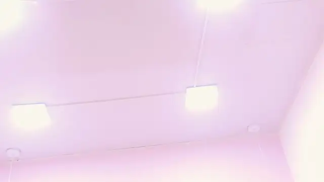 Zoe_Monrow webcam