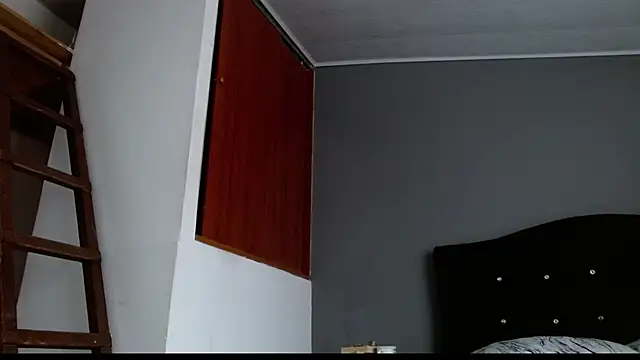 Emilia_1995 webcam