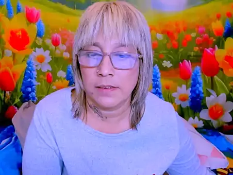 indianroxy webcam