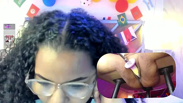 MhiaRey webcam
