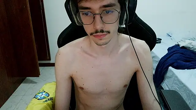 gabrielNovin17cm webcam