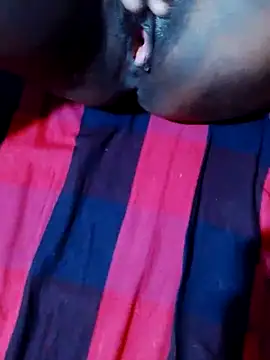 sexysexylaky webcam