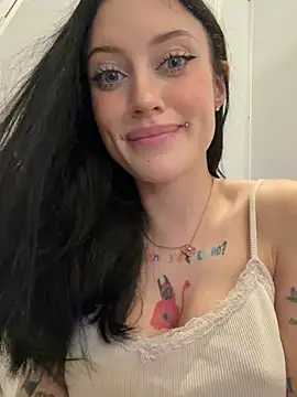 melissa_crazy (F young) - bounce drool on big juicy tits 💦men's