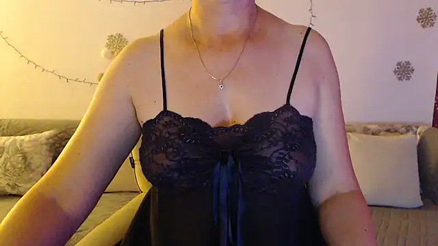 YourfantasyGiuly webcam