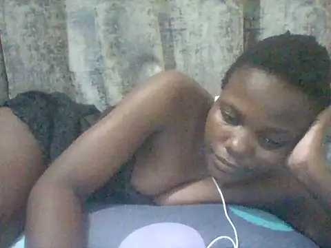 tina_2030 webcam