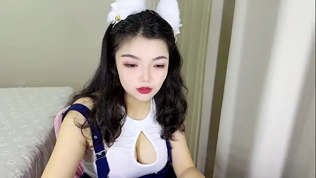 u8u8u webcam