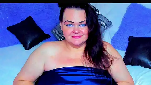 MilanaBiegert webcam