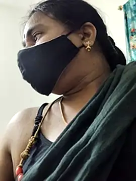 Tamilrojanew webcam