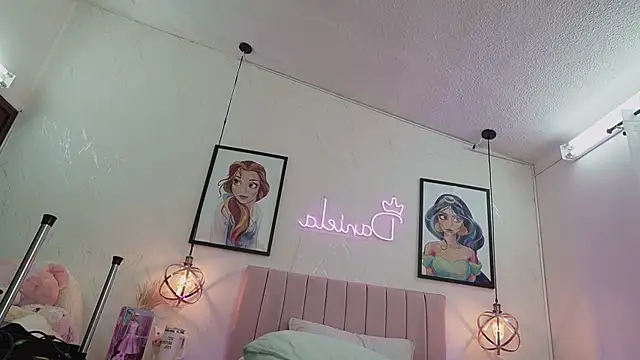 dani_parker_ webcam