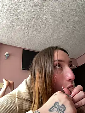 Valery_Salmons webcam