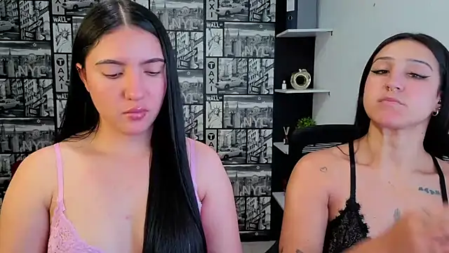 Isa_And_Natasha webcam