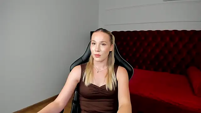 ElaraVoltage