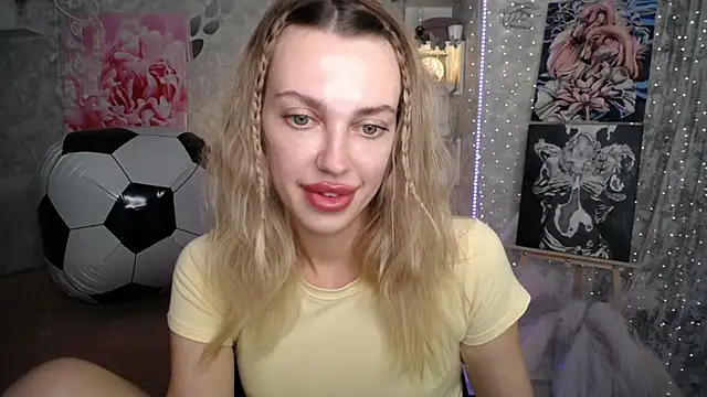 NickyAdamidi webcam