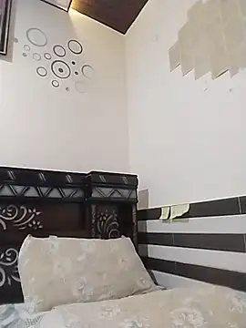 Wild_Vassu webcam