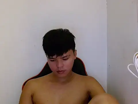 yourhotasiandoms webcam