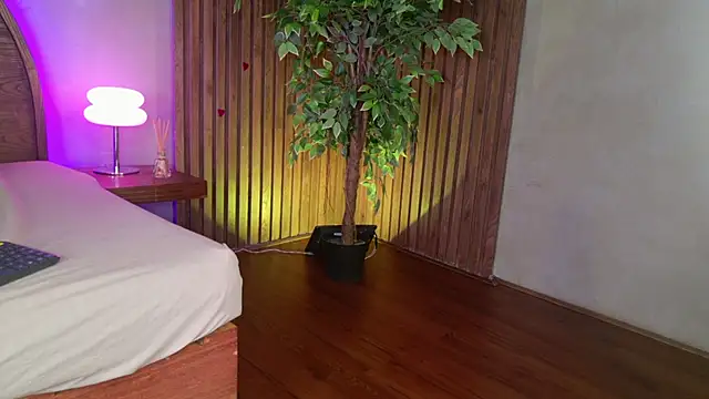loana_vegas webcam