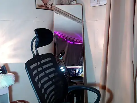 Fuckable_April69 webcam
