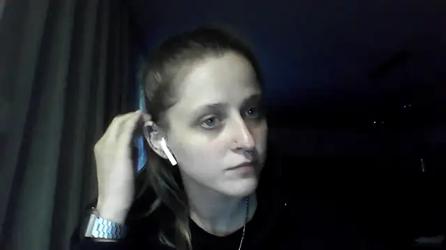 LeaWetGirl webcam