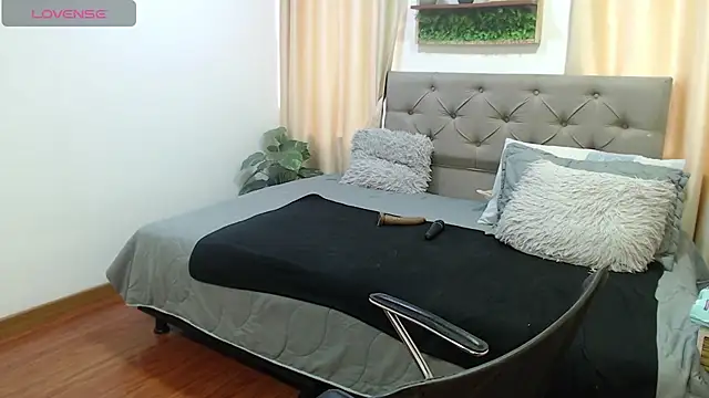 sasi_luna webcam