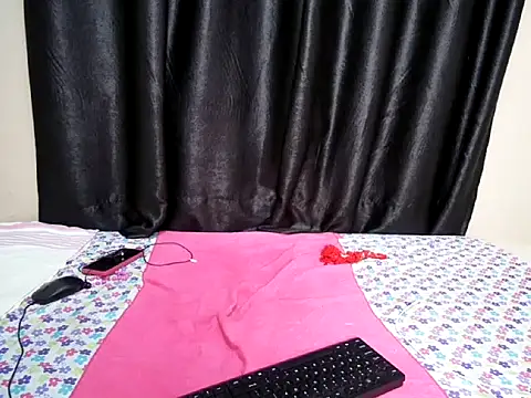 doll_prettie webcam