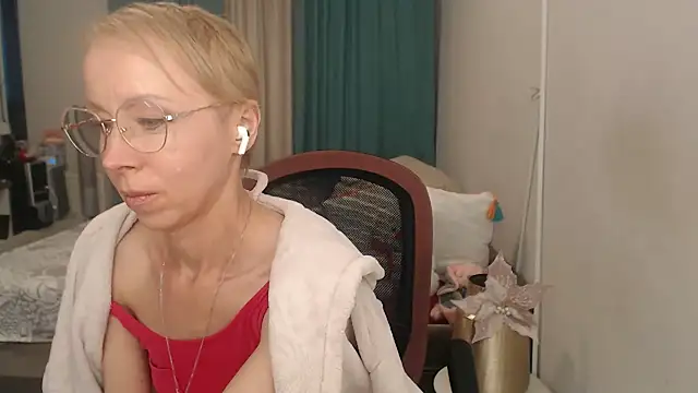 LuxuryNika webcam