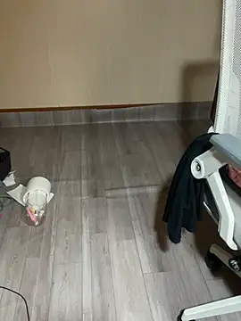 Mina048 webcam