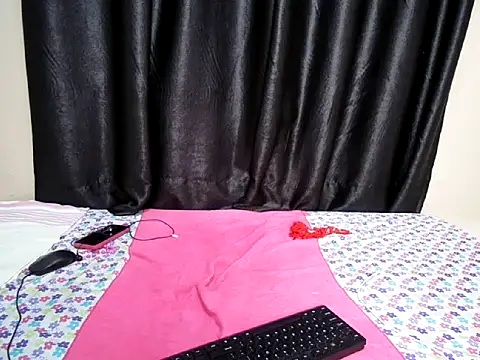 doll_prettie webcam
