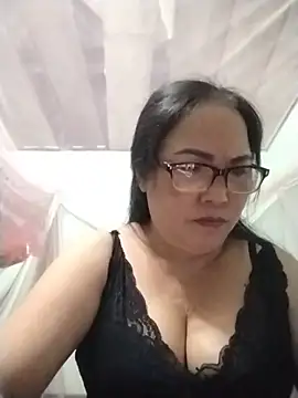 Naaya8109 webcam