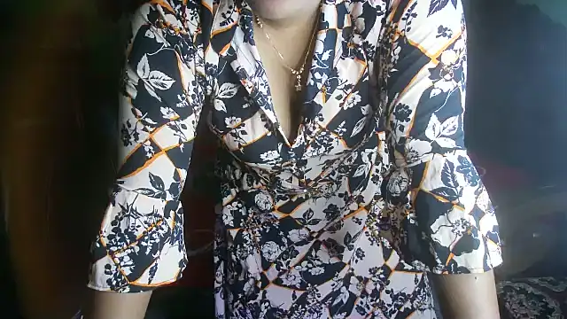 BengaliQueenStar webcam