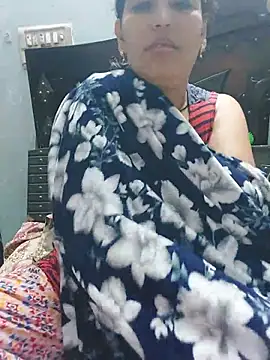 Poojabhabi101 webcam