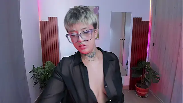 Rebeka-baker webcam